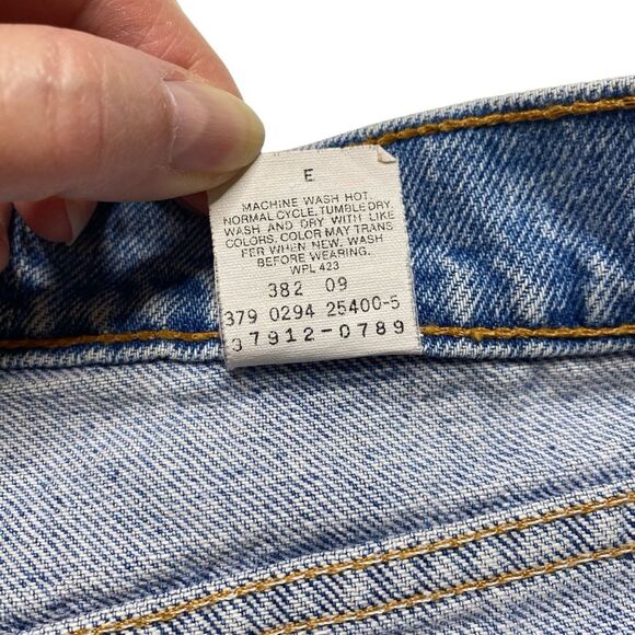 Vintage Levi’s Orange Tab 912 Slim Fit Denim Shorts Blue Sz 11 FLAW - Picture 13 of 15